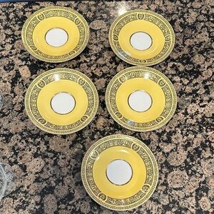 VINTAGE GOLDEN DAMASK SET OF 5 PLATES BONE CHINA TEA CUP 3549